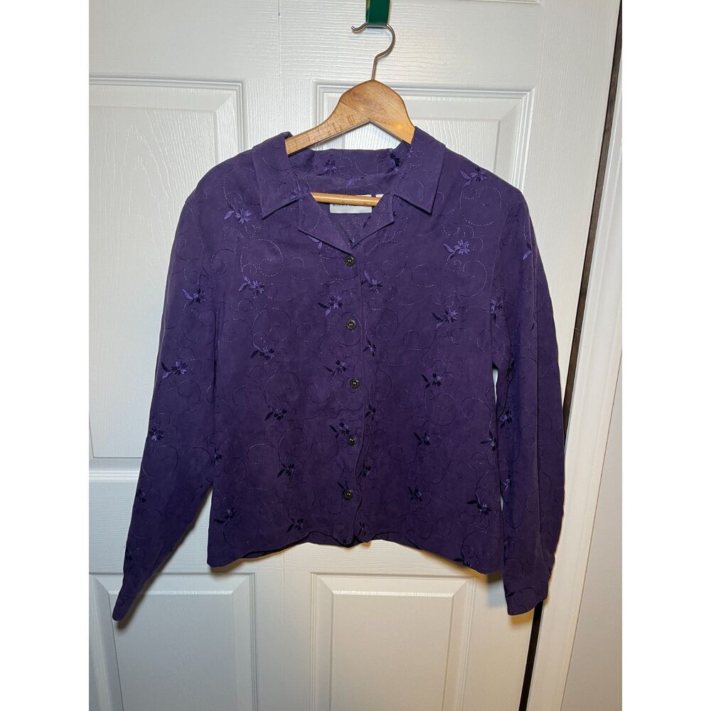 Alfred Dunner Purple Embroidered Poly Suede Button Front Blouse Women's Size 14